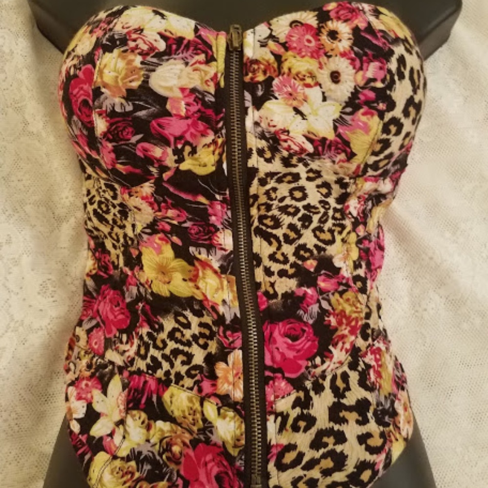 Zip Front Floral Cheetah Top by Say What, Size M